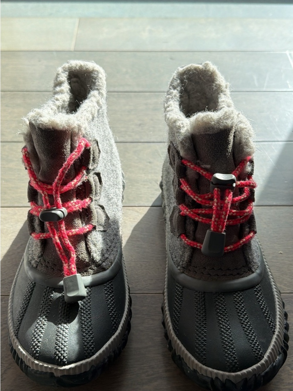 Kids Gray Fleece Winter Boots with red Laces